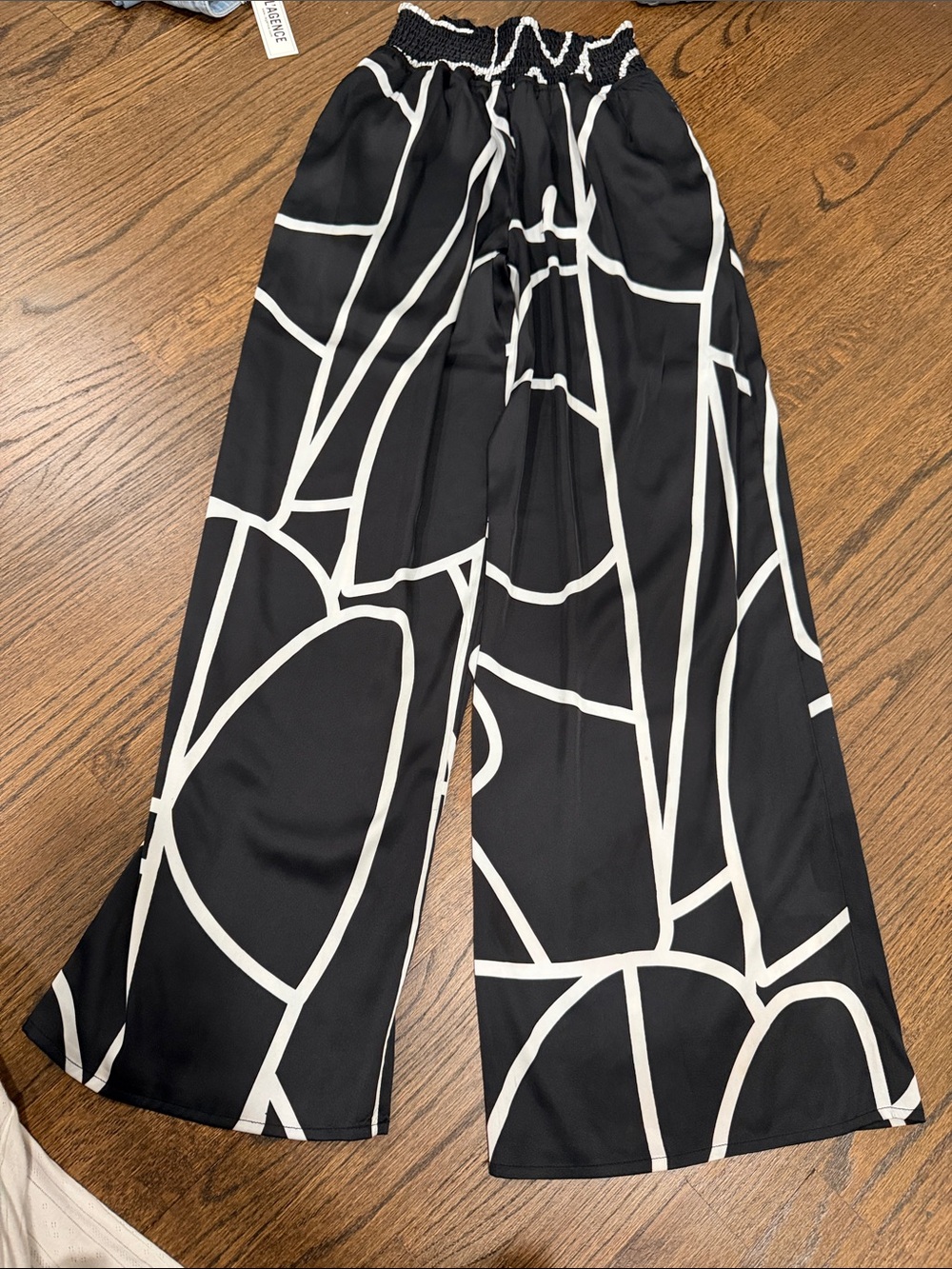 Black & White Wide-Leg Geo Print Palazzo Pants